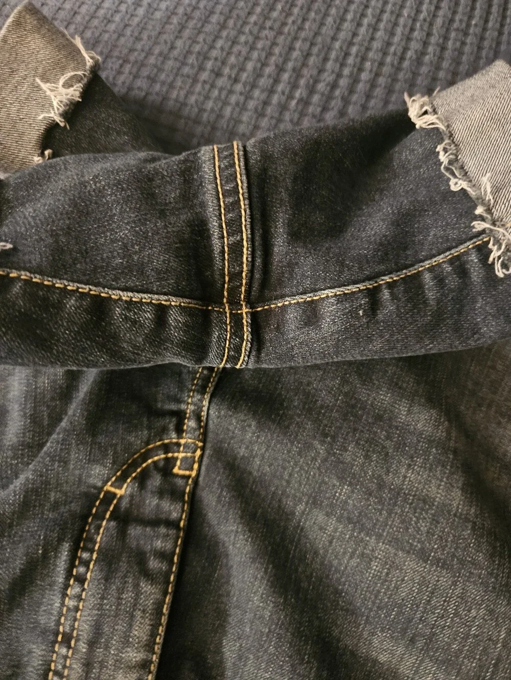 Women's Size 18 Short Jennifer Lopez JLO jean shorts distressed rolled leg